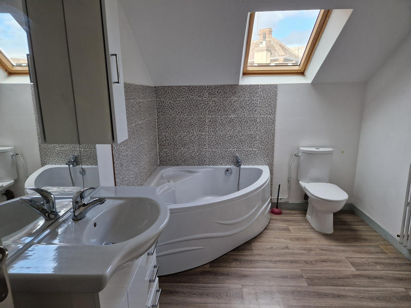 Immeuble - 142 m² - 5 pièces