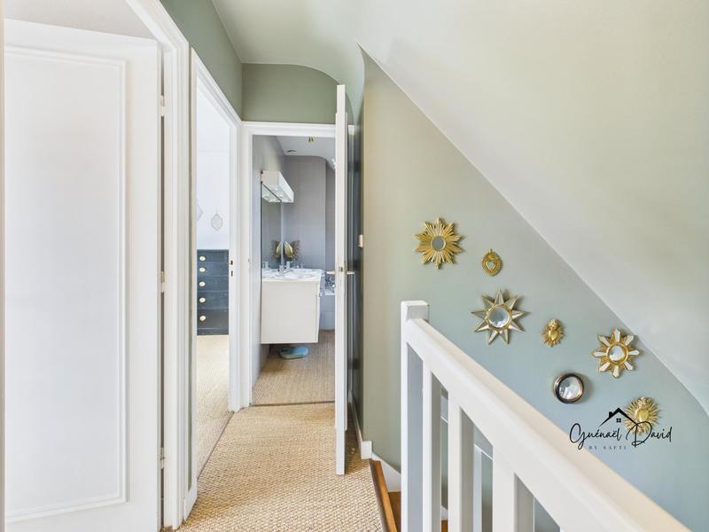 Maison - 105 m² - 5 pièces