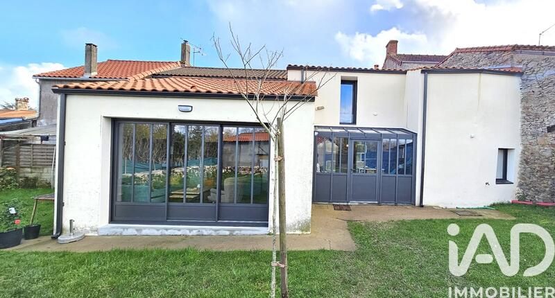 Maison - 122 m² - 7 pièces