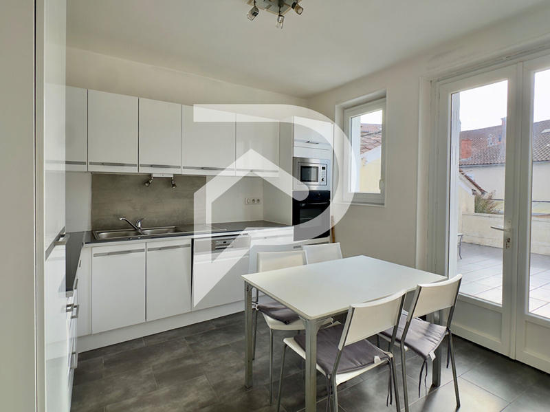 Maison - 137 m² - 5 pièces