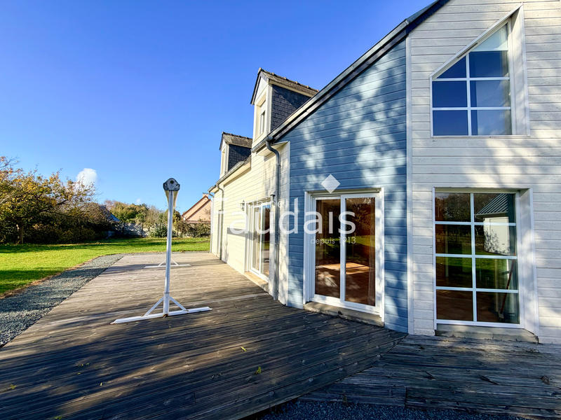 Maison - 145 m² - 7 pièces