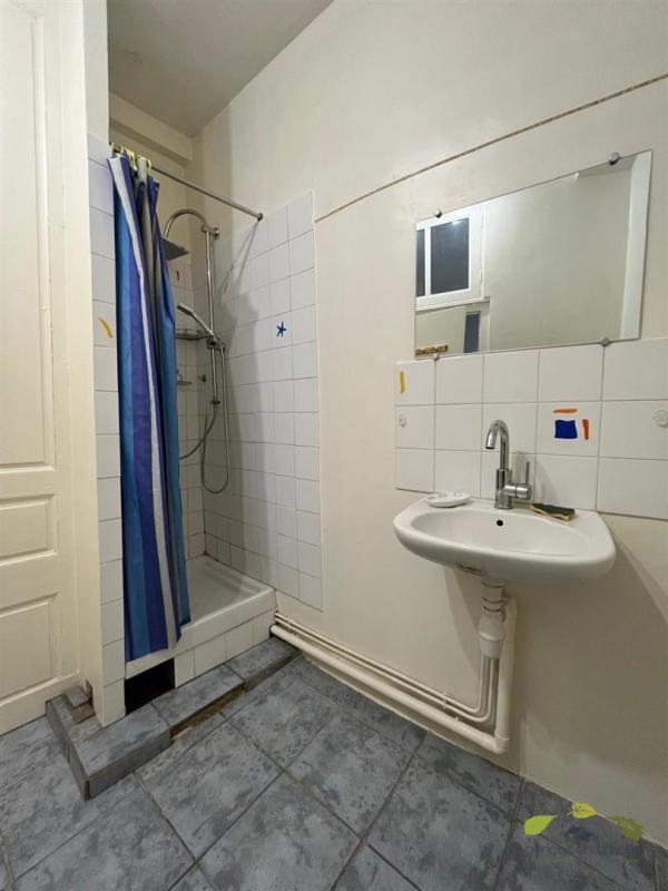 Maison - 222 m² - 7 pièces