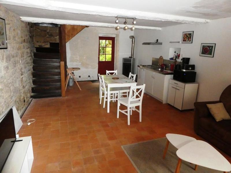 Maison en pierre - 75 m² - 3 pièces