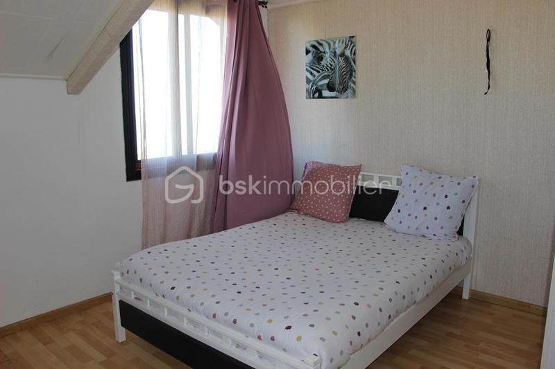 Maison - 170 m² - 8 pièces