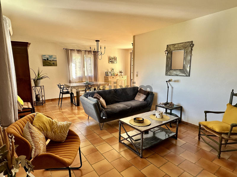 Villa - 140 m² - 6 pièces