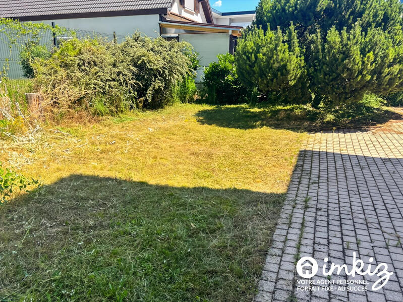 Maison - 250 m² - 9 pièces