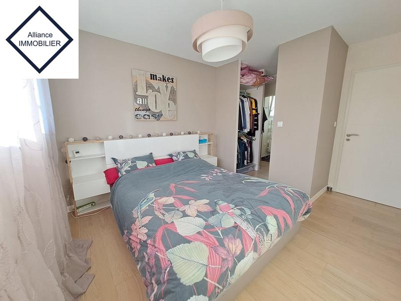 Maison - 105 m² - 6 pièces