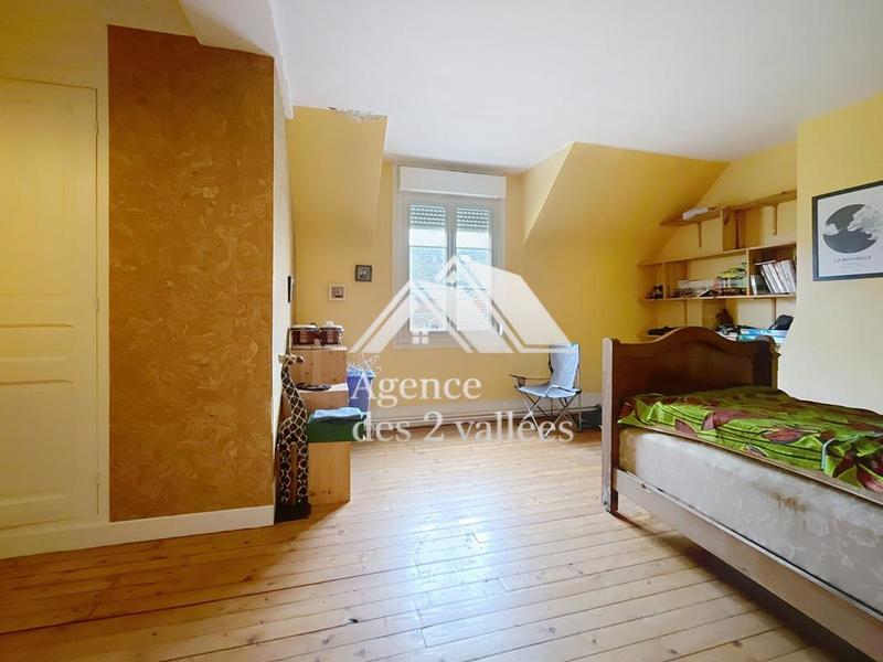 Propriété - 245 m² - 5 pièces