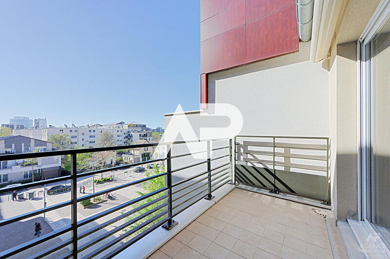 Appartement - 60 m² - 2 pièces