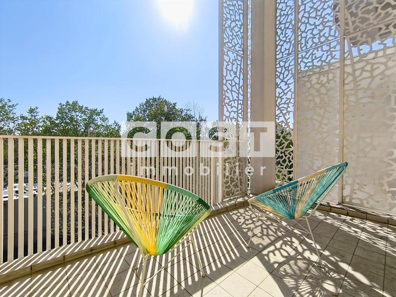 Appartement - 95 m² - 4 pièces