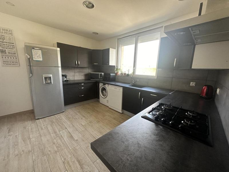 Maison - 224 m² - 6 pièces