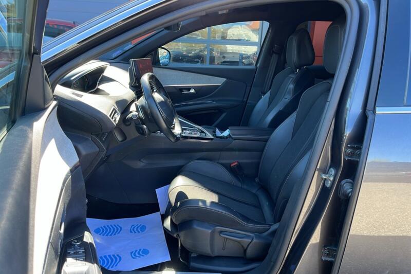 Peugeot 3008 Hybrid4 300 Gt