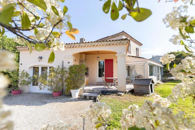 Maison - 165 m² - 6 pièces