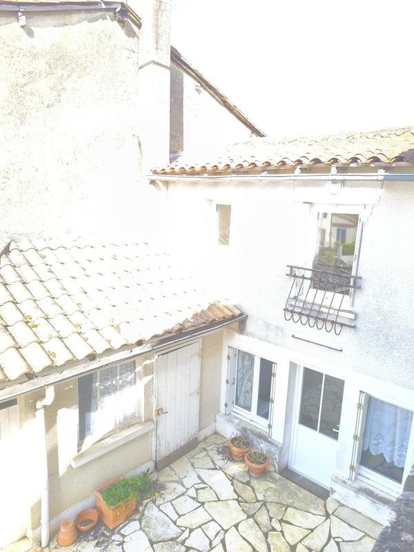 Maison - 181 m² - 6 pièces