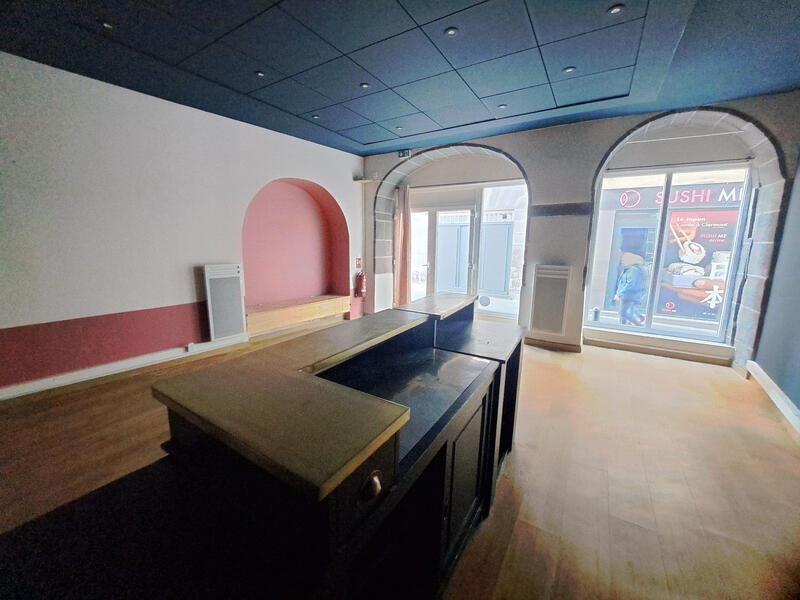 Local commercial - 2 pièces