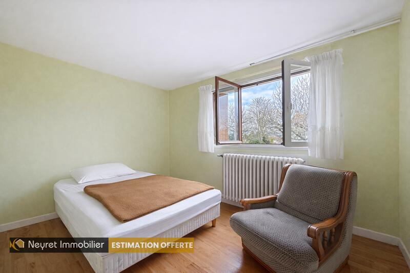 Maison - 80 m² - 4 pièces