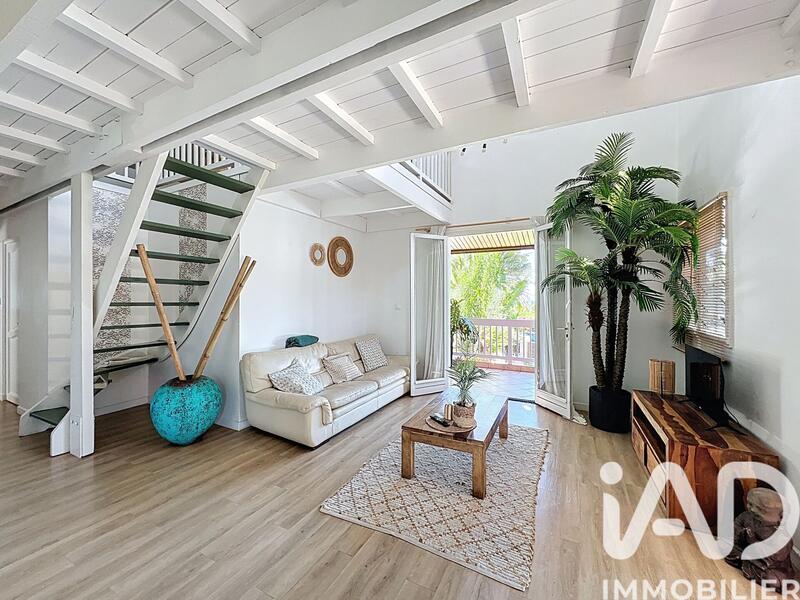 Maison - 142 m² - 5 pièces