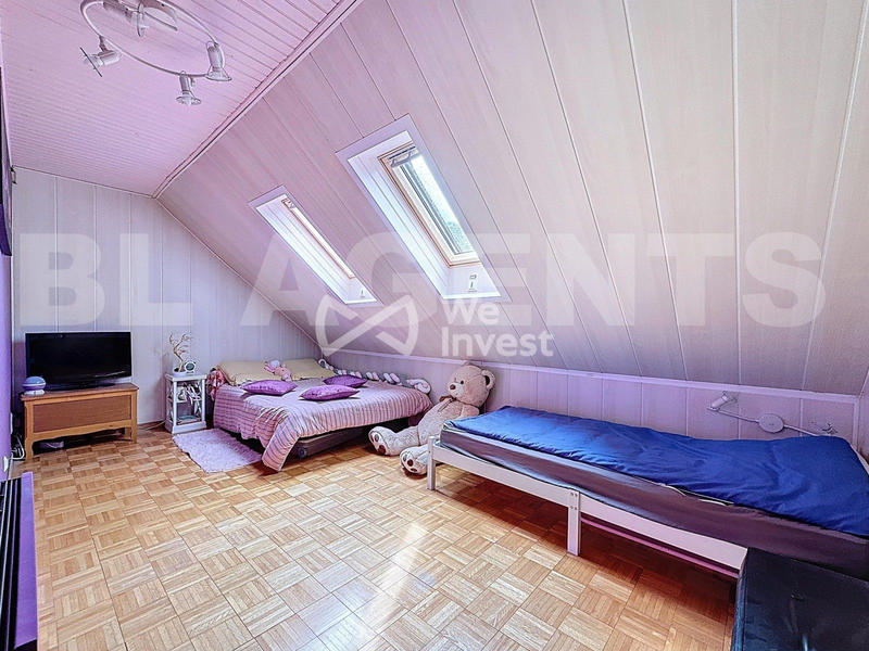 Maison traditionnelle - 148 m² - 7 pièces