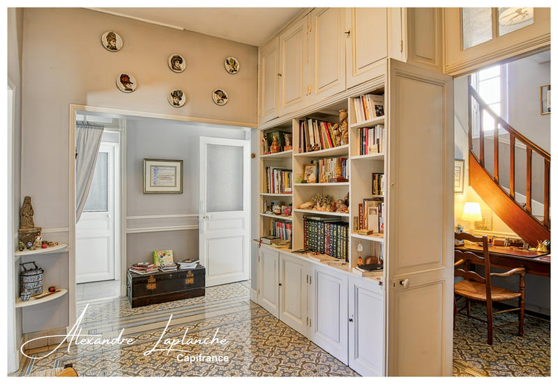 Maison bourgeoise - 217 m² - 10 pièces