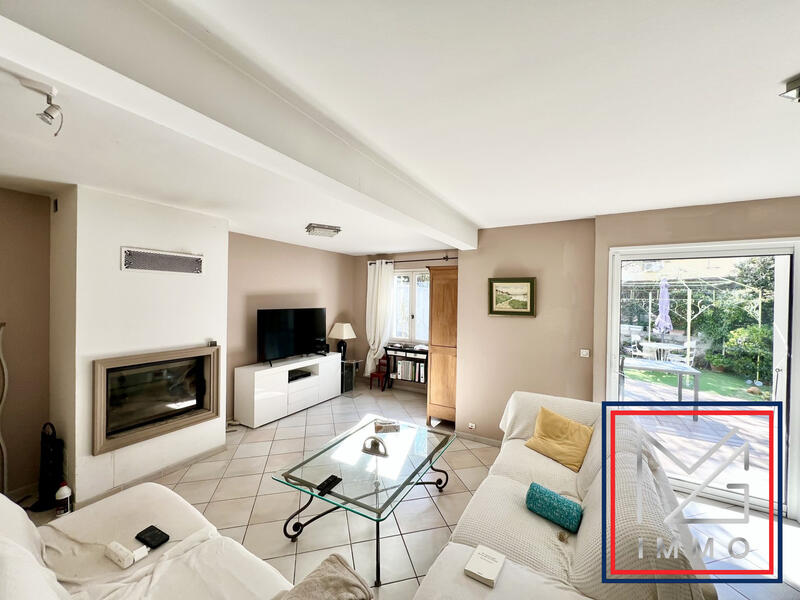 Maison - 110 m² - 4 pièces