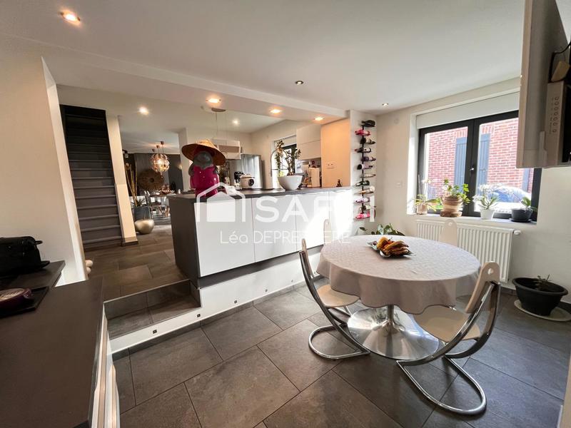 Maison - 150 m² - 5 pièces