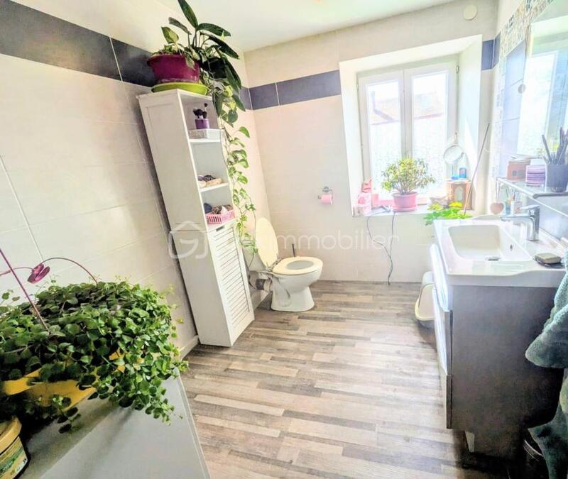 Maison en pierre - 95 m² - 4 pièces