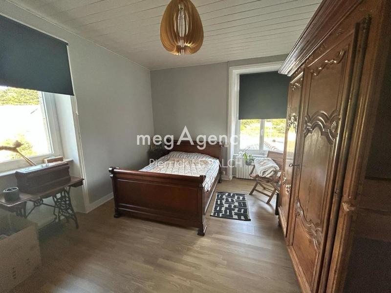 Maison - 127 m² - 8 pièces