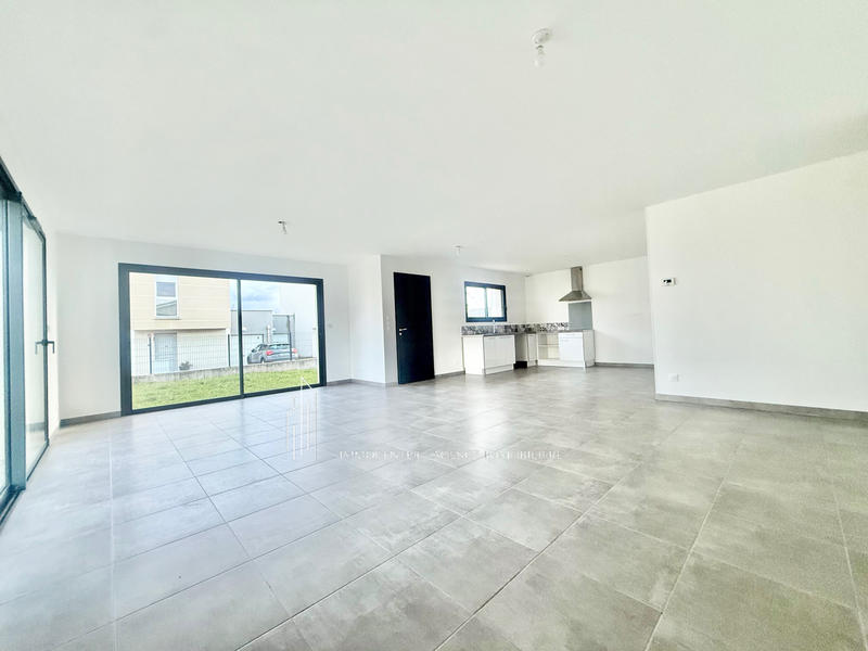 Maison - 100 m² - 4 pièces