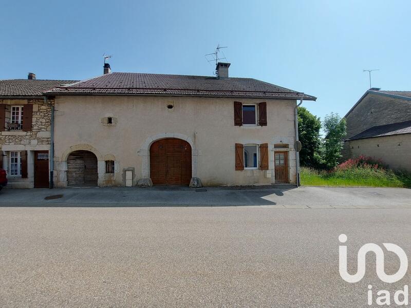 Maison - 140 m² - 3 pièces